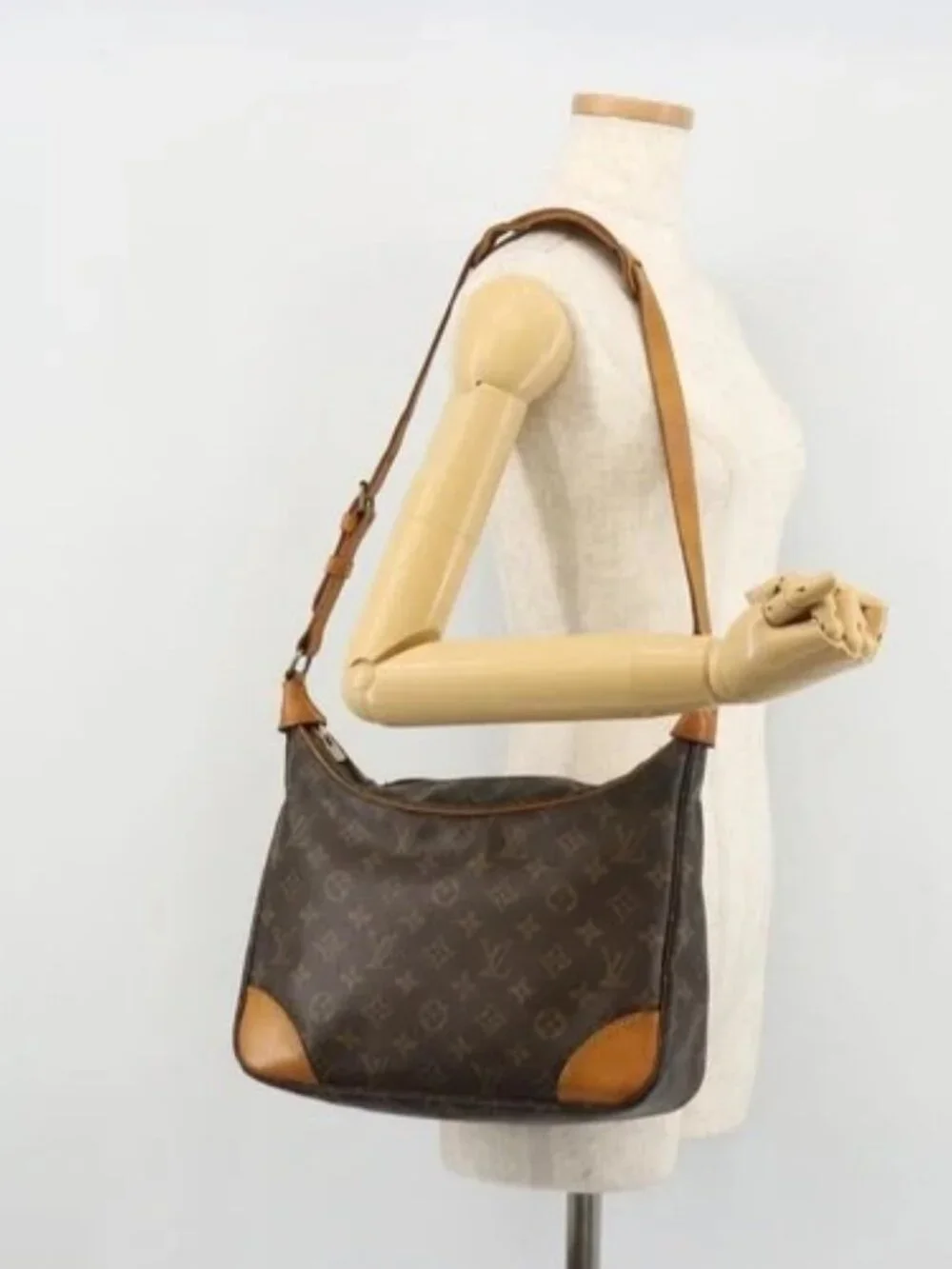 LOUIS VUITTON Monogram Boulogne 30 Shoulder Bag M51265 LV Auth 161923